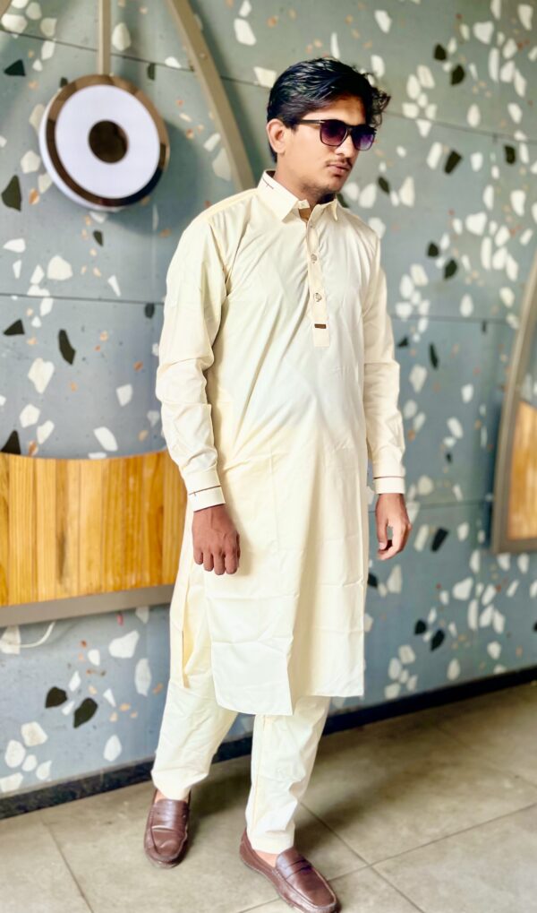 Men's Elegant Cream Kurta with Brown Accents