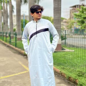 Modern White Arabi Jubba for Men - Stylish Zipper & Black Stripe Design
